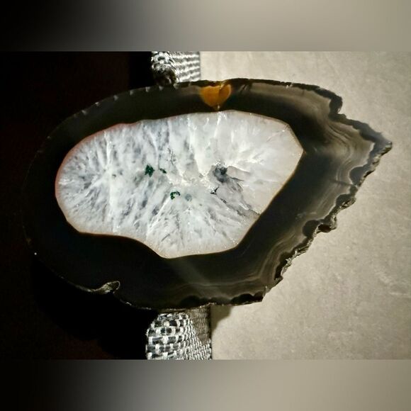 White Crystal Geode Agate Slice & Green Inclusions–Polished Display Stone 4.25” - Picture 12 of 15